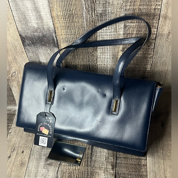 Delvaux Vintage Blue navy leather handbag 1829 - Picture 3 of 15